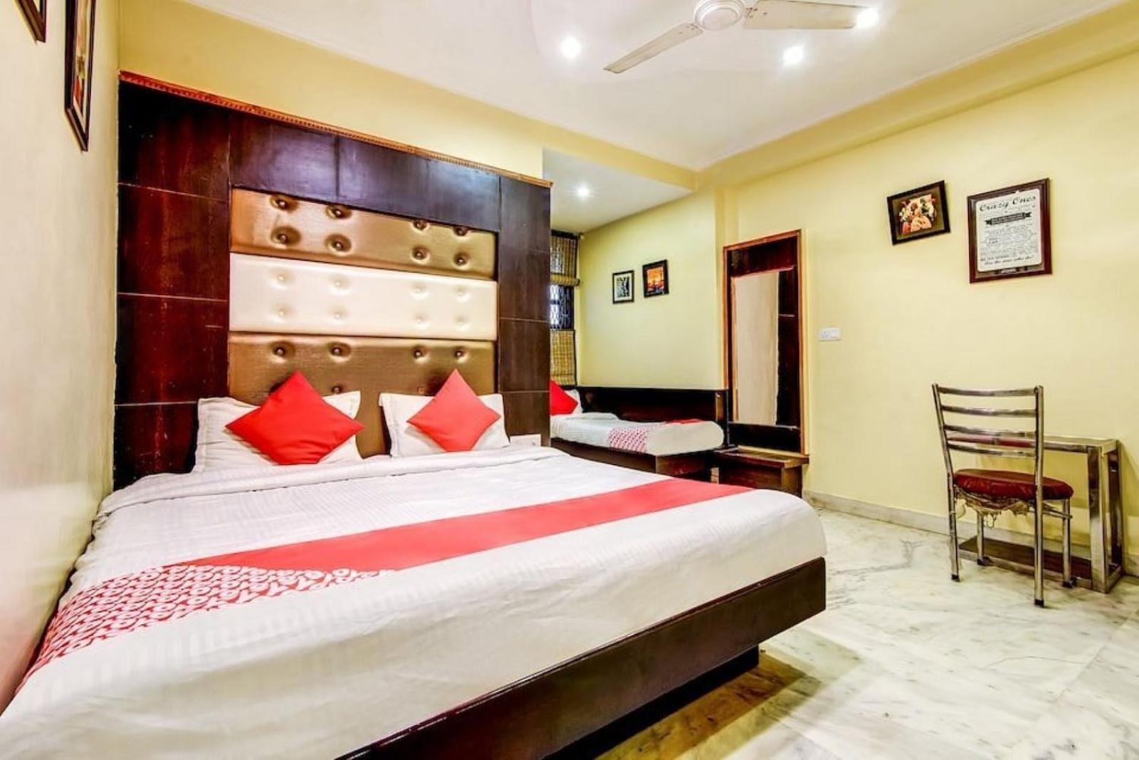 Maison d'hôtes The Spot - 2 Minute Walkable Railway Station New Delhi